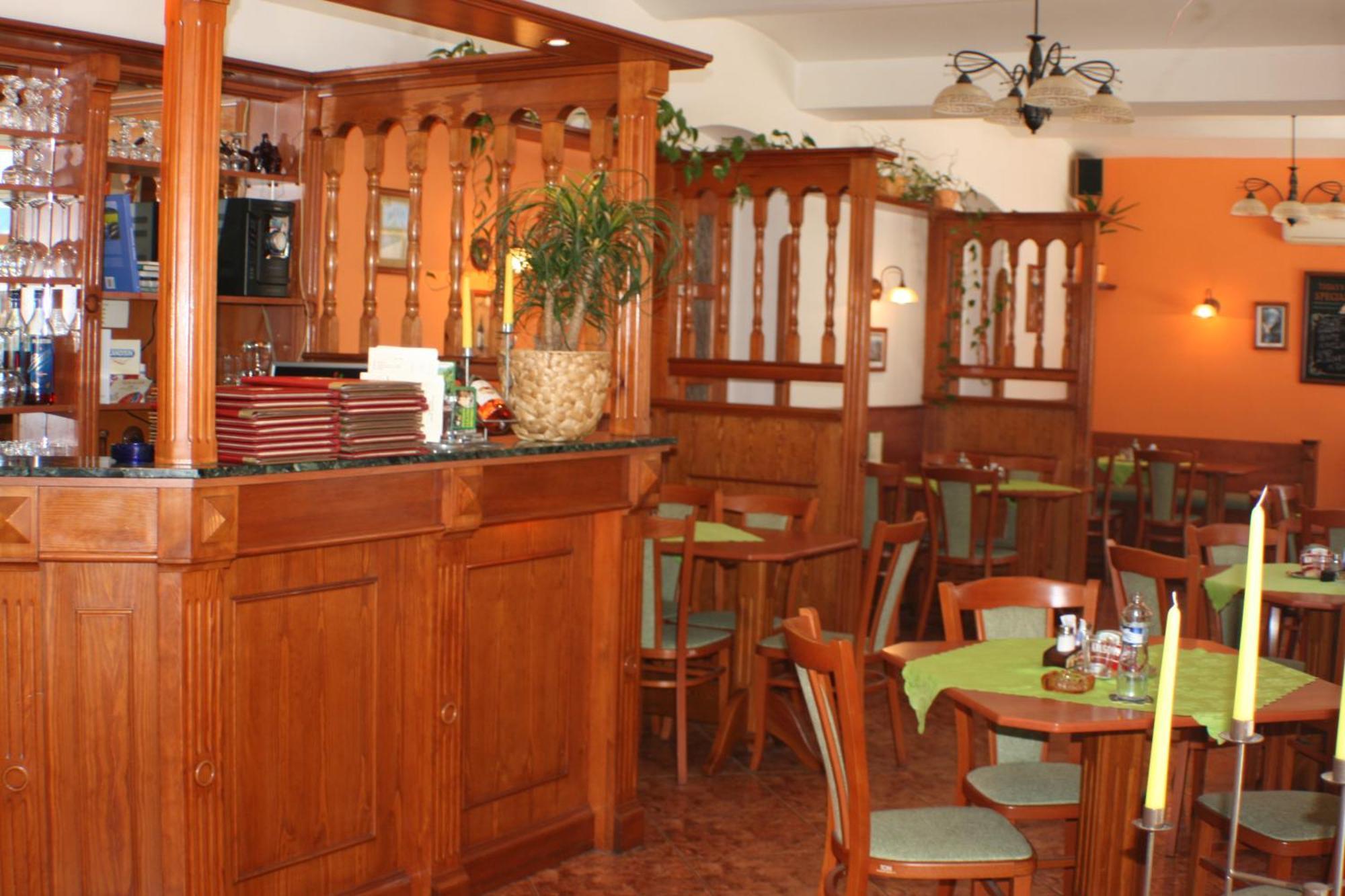 Pension-Restaurace Lugano Hřensko Extérieur photo