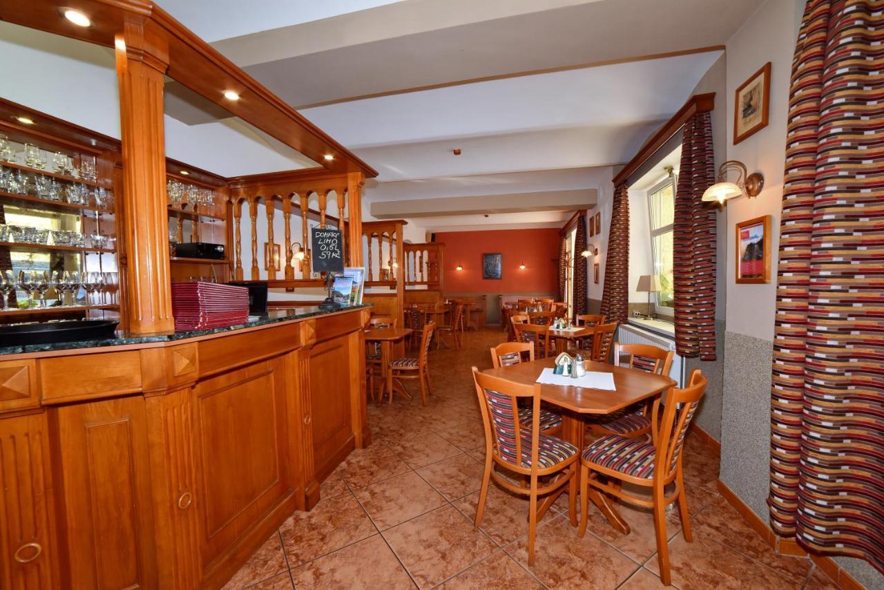 Pension-Restaurace Lugano Hřensko Extérieur photo